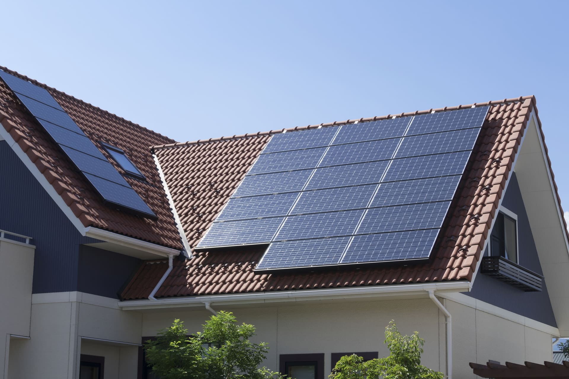太陽光・EV・電気工事一式を迅速施工